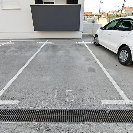 Апартаменти D'or With Free Private Parking *