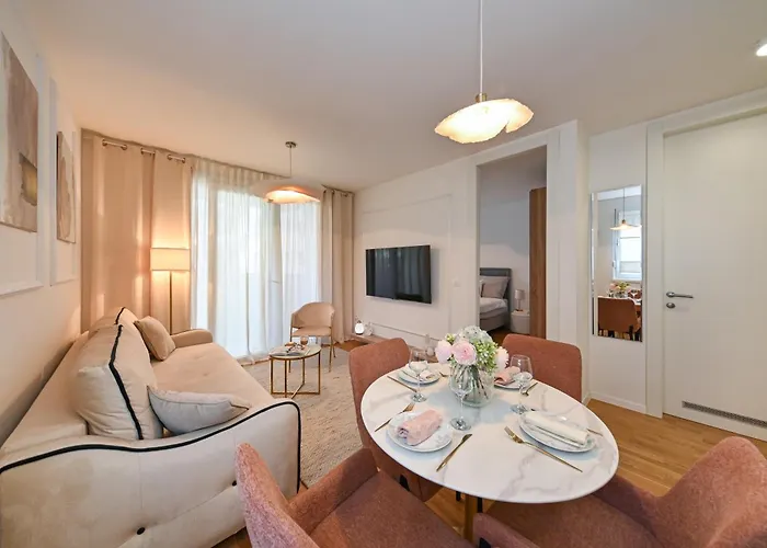 D'or With Free Private Parking *